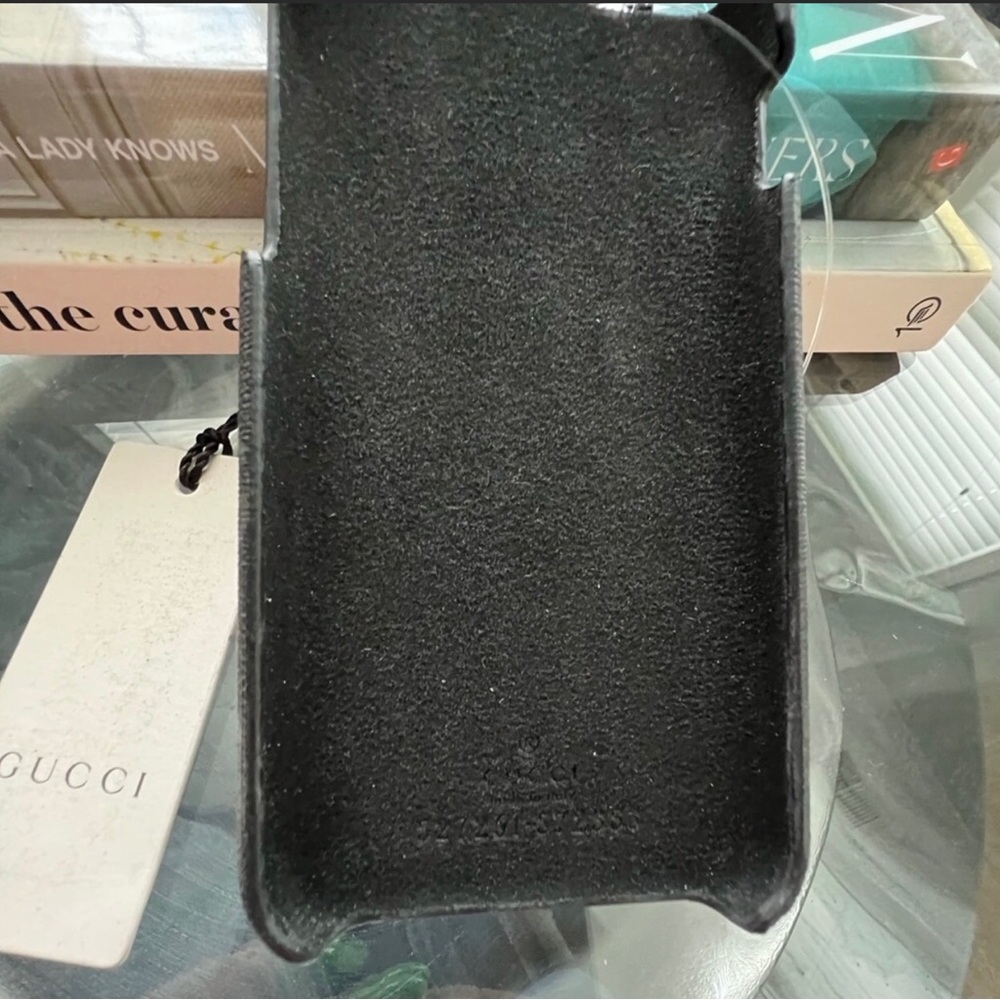 Gucci Supreme wolf IPhone 7 case - Picture 3 of 5